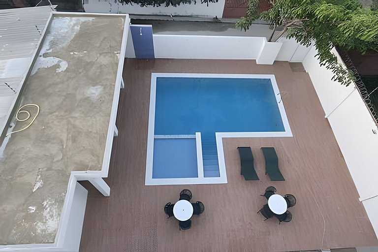 Vila dos Coqueiros, ap 302, 200 metros da praia.