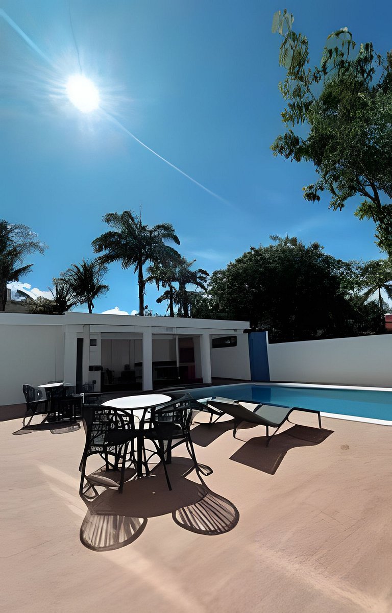 Vila dos Coqueiros, ap 302, 200 metros da praia.