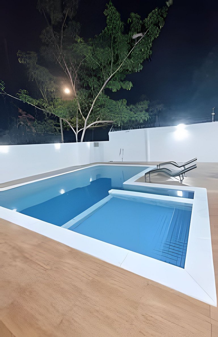 Vila dos Coqueiros, ap 302, 200 metros da praia.