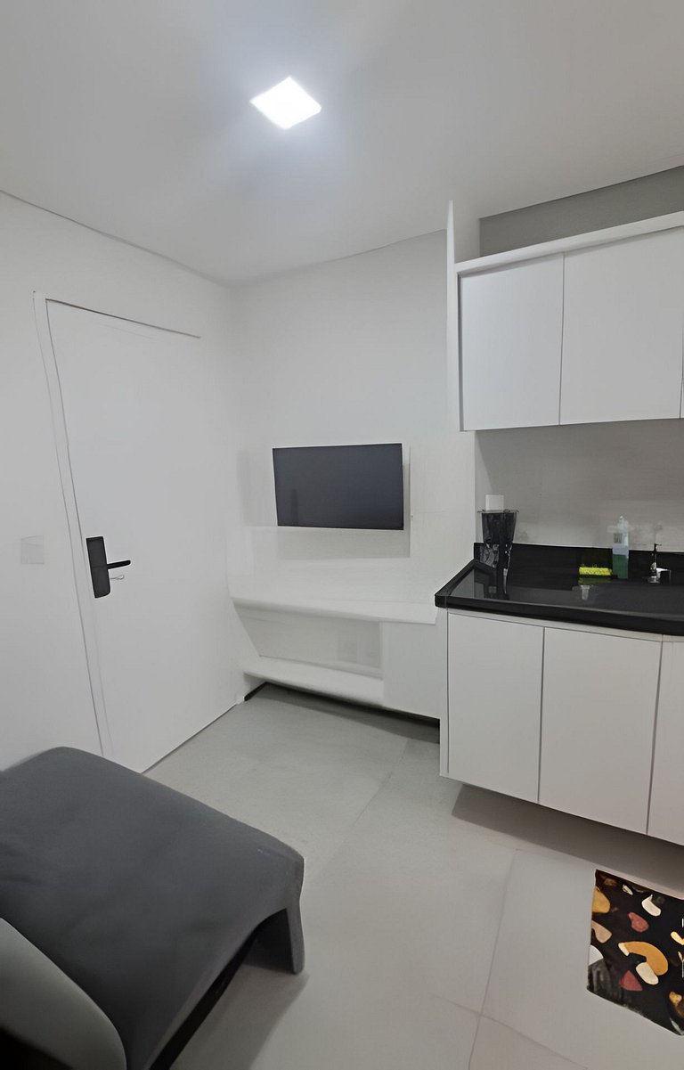 Vila dos Coqueiros, ap 302, 200 metros da praia.