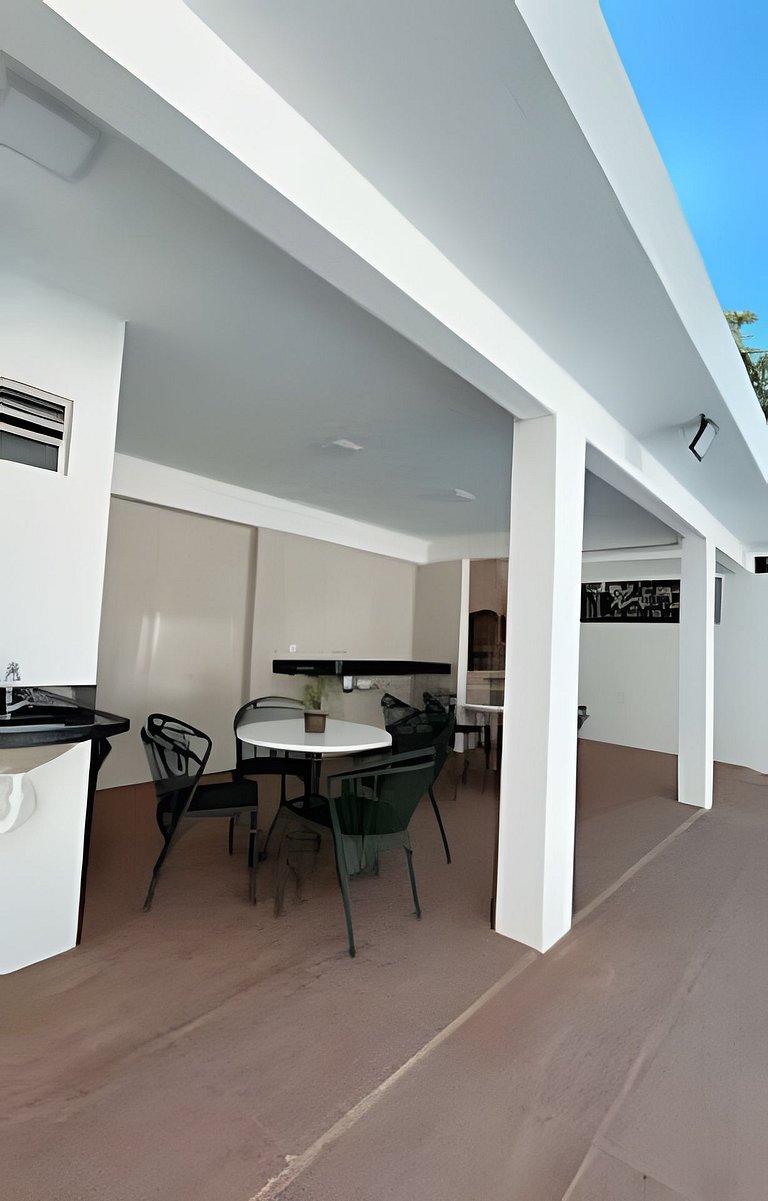 Vila dos Coqueiros,Ap101, 200 metros da praia