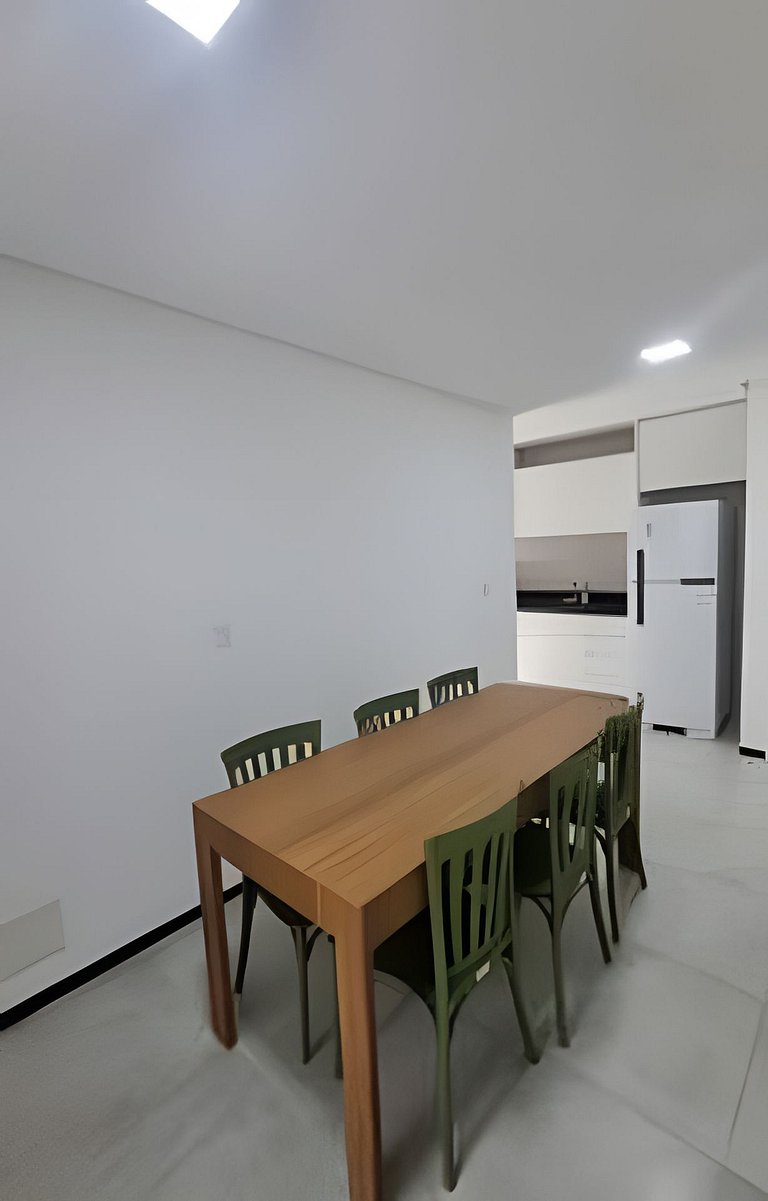 Vila dos Coqueiros,Ap101, 200 metros da praia