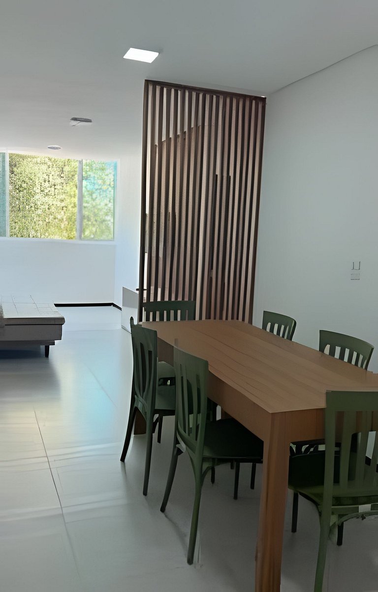 Vila dos Coqueiros,Ap101, 200 metros da praia