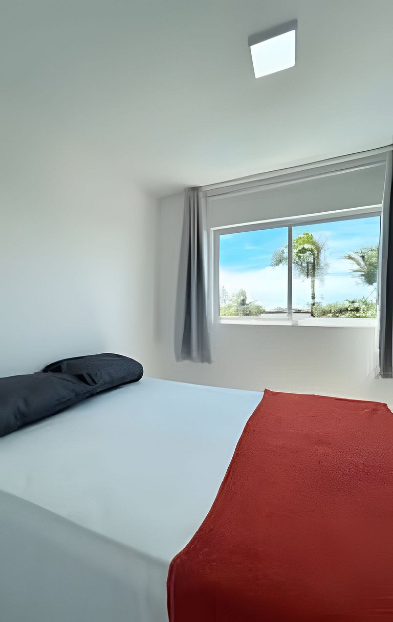 Vila dos Coqueiros, Ap003, 200 metros da praia