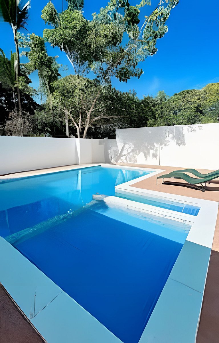 Vila dos Coqueiros, ap 201, 200 metros da praia.