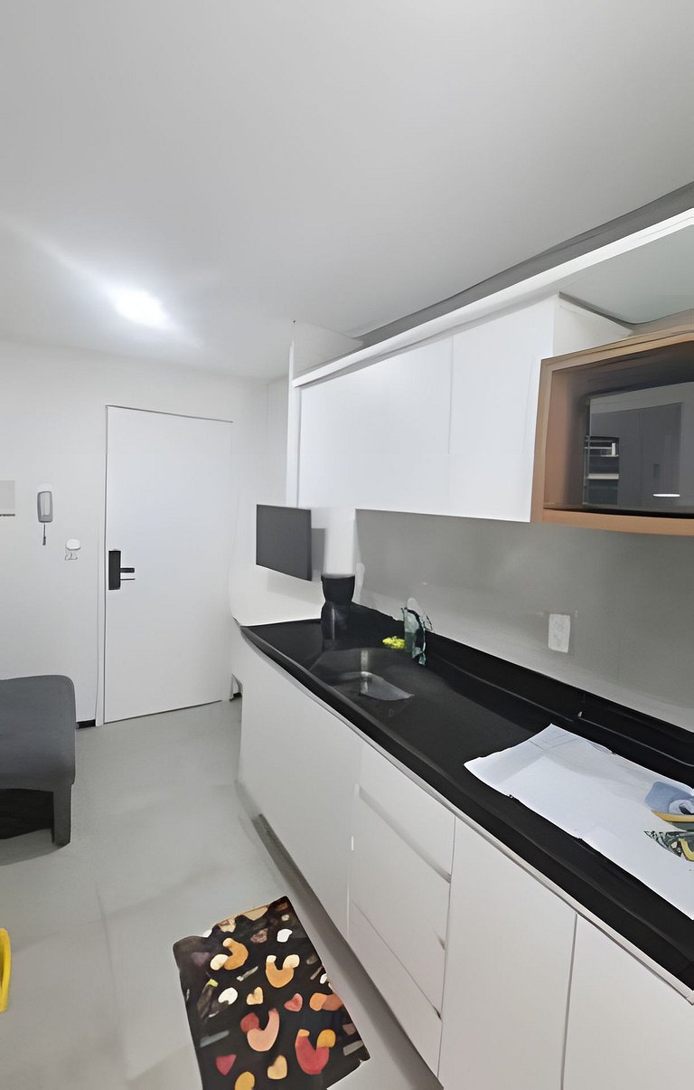 Vila dos Coqueiros, ap 002, 200 metros da praia.