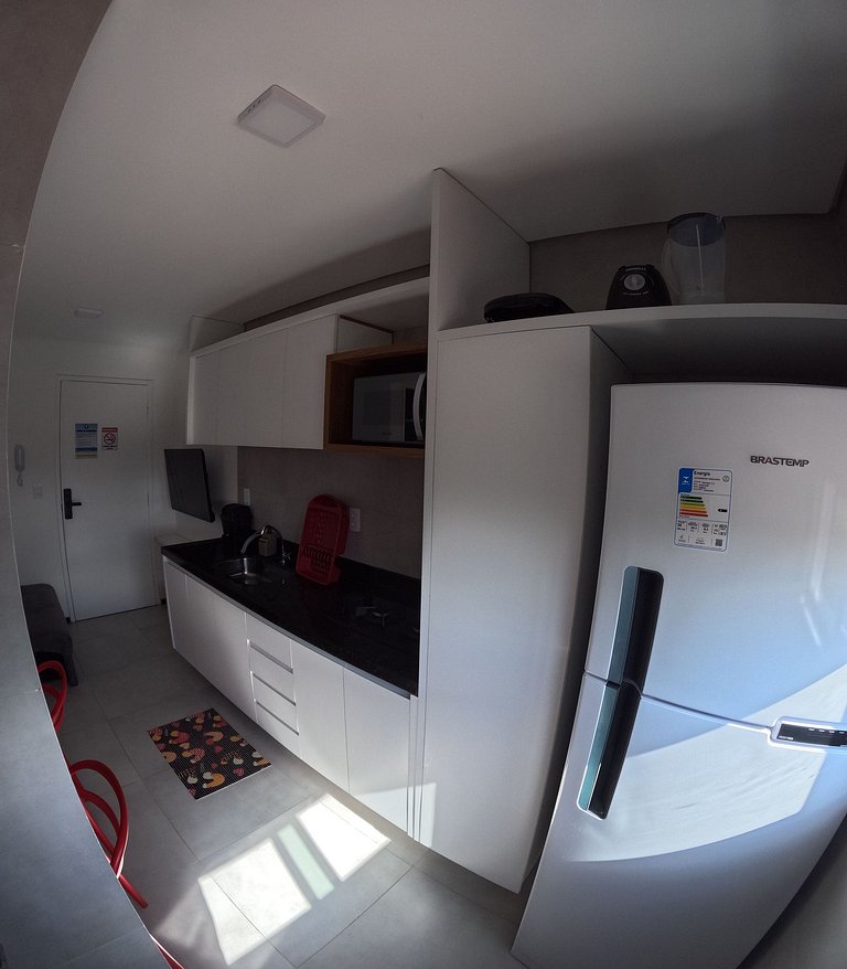 Vila dos Coqueiros, ap 202, 200 metros da praia.