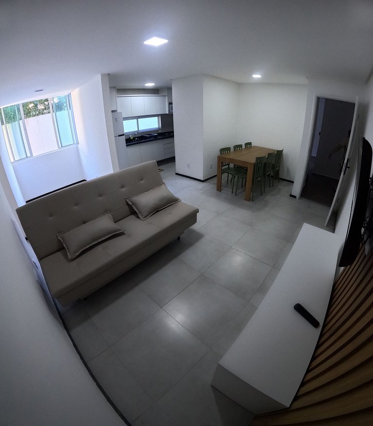 Vila dos Coqueiros, ap 205, 200 metros da praia.