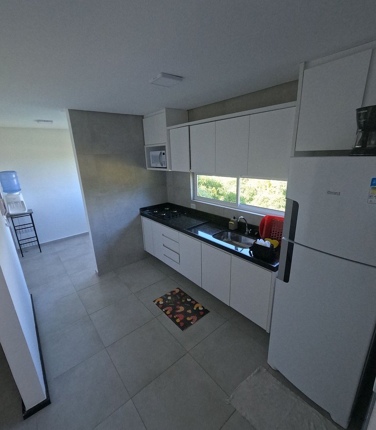 Vila dos Coqueiros, ap 205, 200 metros da praia.