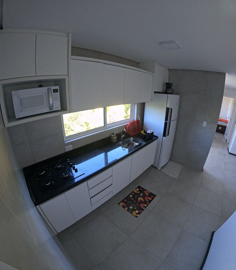 Vila dos Coqueiros, ap 205, 200 metros da praia.