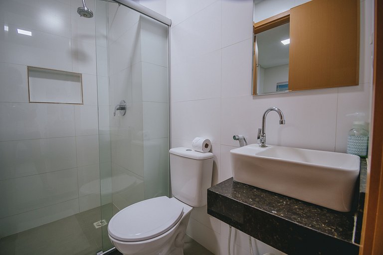 Apto estiloso com vista mar e piscina infinita