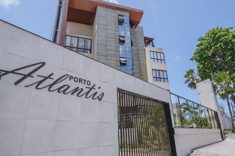 Elegant flat with rooftop pool and ocean view